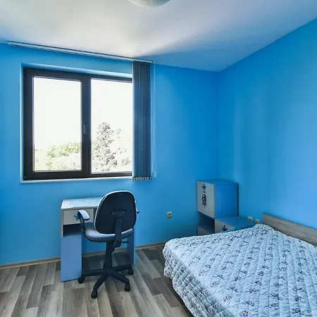 Mare Flat Two Bedrooms Free Parking ホテル セインツ・コンスタンティン＆ヘレナ