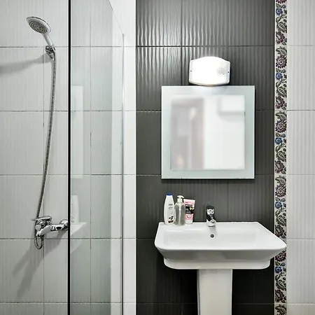 ホテル Mare Flat Two Bedrooms Free Parking セインツ・コンスタンティン＆ヘレナ